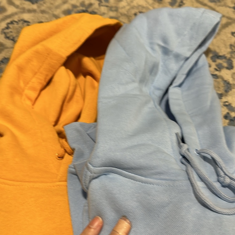 Unbranded 2 PK Hoodies Small - Picture 2 of 6